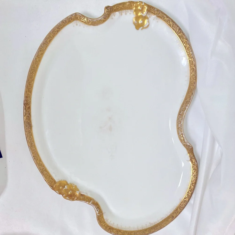 Limoges Porcelain Vanity Tray Set White with Gold Gilt Circa early 1900s